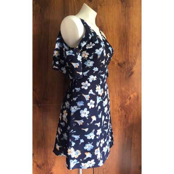 🆕 Miami Floral Cold Shoulder Wrap Dress - Picture 2 of 7